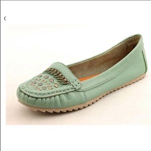 Bare traps green studded adeen moccasins size 7.5